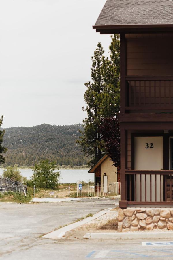 Vintage Lakeside Inn Big Bear Lake Bagian luar foto