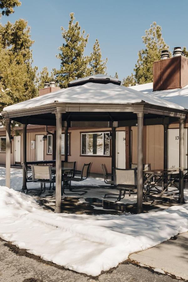Vintage Lakeside Inn Big Bear Lake Bagian luar foto